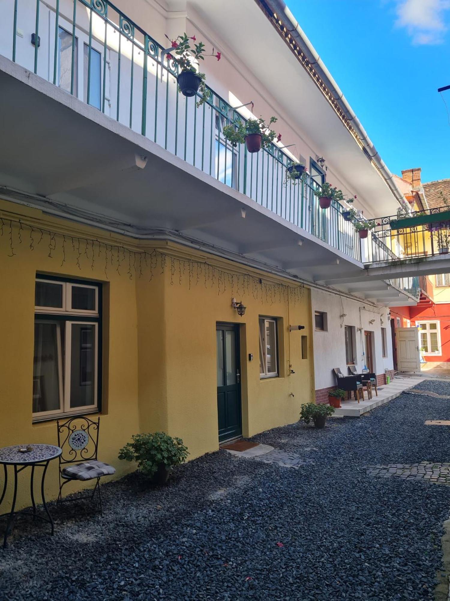 Apartament Central V&P Sibiu Exteriér fotografie